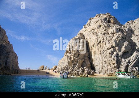 Formationen der Felsen und Strand am Ende der Halbinsel Baja in Cabo San Lucas Baja California Mexiko Nordamerika Stockfoto