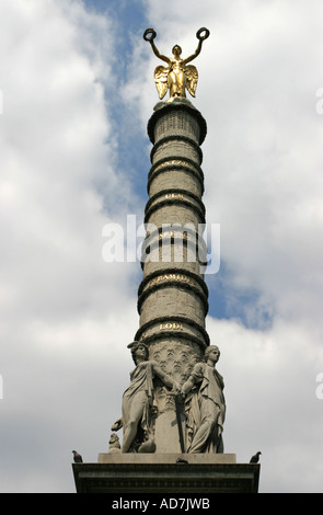 Fontaine du Palmier (Palm Tree Brunnen) Place du Châtelet, Paris, Frankreich - erbaut 1806-1808 Stockfoto