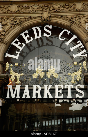 Nahaufnahme von außen Kirkgate Market Leeds City Märkte Vikar Lane Leeds West Yorkshire England Stockfoto