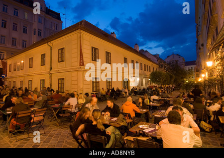 Wien, Spittelberg, Restaurant Amerlingbeisl, Lux, Plutzerbraeu Stockfoto