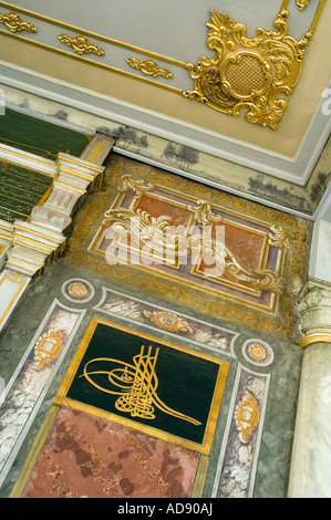 Der reich verzierte Decke des Topkapi Palastes auf den Punkt Serail in Istanbul, Türkei Stockfoto