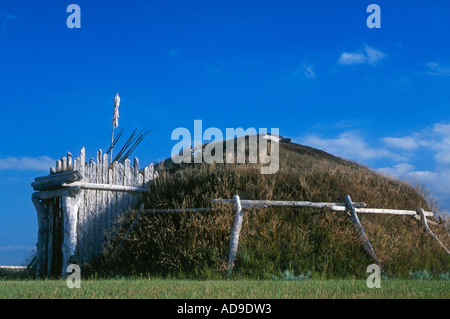 Earth Lodge am Awatixa Xi'e Dorf niedriger Hidatsa Website Knife River indischen Dörfer nationalen historischen Standort North Dakota Stockfoto