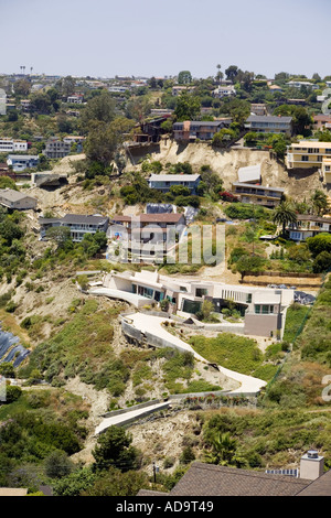 Häuser beschädigt durch einen Erdrutsch im Bluebird Canyon Laguna Beach Kalifornien in 2005 A ähnlicher Vorfall im Jahr 1978 verursacht auch extens Stockfoto