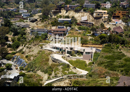 Häuser beschädigt durch einen Erdrutsch im Bluebird Canyon Laguna Beach Kalifornien in 2005 A ähnlicher Vorfall im Jahr 1978 verursacht auch extens Stockfoto