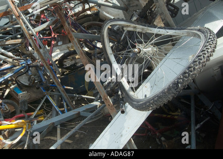 Schrott Metall Flor in einem recycling-center Stockfoto