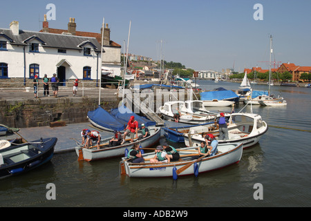 Bristol England Sea Cadets Rudern in Bristol Hafen Hotwells Bereich Stockfoto