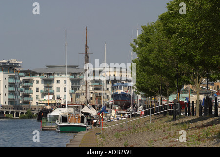 Bristol England modernen Luxus Wohnung Entwicklung neben Hafen von Bristol Stockfoto