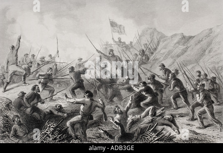 Belagerung von Vicksburg, Mississippi, im Jahr 1863. Kämpfe in einem Krater, der durch eine Minenexplosion unter den Bauarbeiten der Eidgenossen entstanden ist. Stockfoto