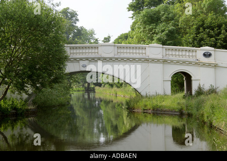 Der Hain Brücke keine 164 über Grand Union Canal Watford Herts Stockfoto