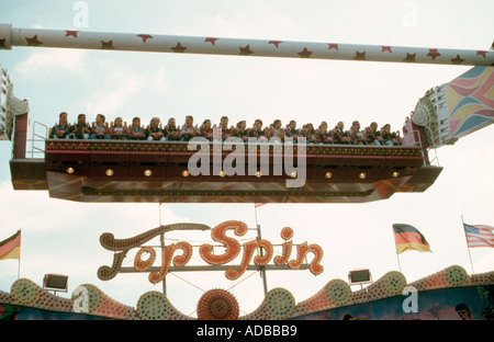 Top-Spin auf dem Oktoberfest in München Bayern Deutschland Stockfoto