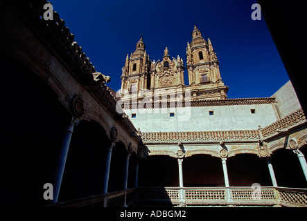 Päpstliche Universität, Blick von Terrasse, Casa de Las Conchas, Salamanca, Salamanca Provinz, Kastilien und Leon, Spanien, Europa Stockfoto