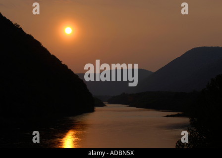 Sonnenuntergang am Susquehanna River im Hyner View State Park bei Hyner Pennsylvania PA Stockfoto