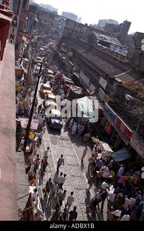 Eine belebte Straße in Kalkutta Stockfoto