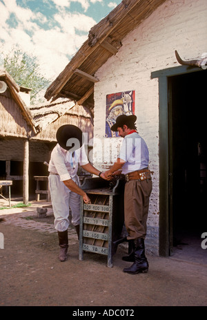 Argentinische Volk, Männer, Männlich, Gauchos, Estancia San Antonio de Areco, Provinz Buenos Aires, Argentinien Stockfoto