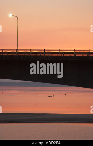 Lao japanische Brücke über den Mekong Fluss bei Sonnenuntergang Stockfoto