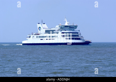 Der Auto und Personenfähre Twin Capes Richtung Cape May auf See in Delaware Bay New Jersey USA Amerika Stockfoto