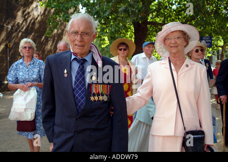 WELTKRIEG 2 VETERAN IM 60. JAHRESTAG DES ENDES DES KRIEGES SN JAMES PARK LONDON 10. JULI 2005 Stockfoto