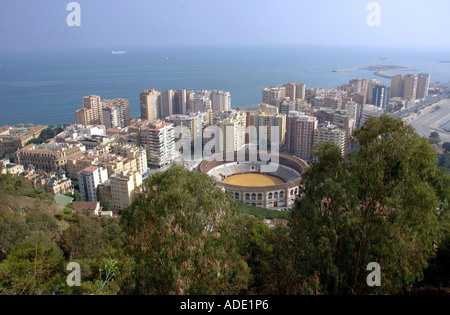 Panoramablick auf Málaga & La Malagueta Bull ring Costa del Sol Sonne Küste Andalusien Andalusien España Spanien Iberia Europa Stockfoto