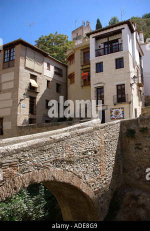 Blick auf charakteristische Gebäude Granada Andalusien Andalusien España Spanien Iberia Europa Stockfoto