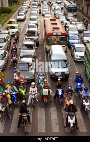 Stau an der Ampel warten Stockfoto