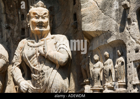 Geschnitzten Buddha-Figuren in Longmen Grotten Dragon Tor Grotten Unesco World Heritage Site 2000 Henan Provinz China Stockfoto