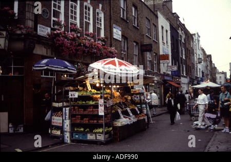 Obst-Stall in Berwick Street Market in London England Stockfoto