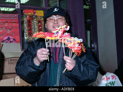 Chinesisches Neujahr feiern in den Straßen von Soho im Zentrum von London. Stockfoto