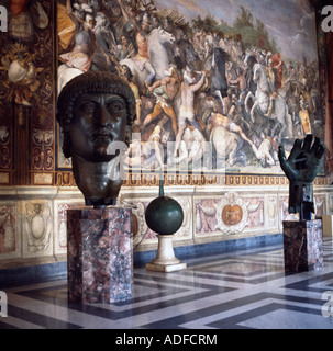 Rom Italien Capitoline Museum kolossale Bronze Kopf von Constantine 1. Christian Kaiser Stockfoto