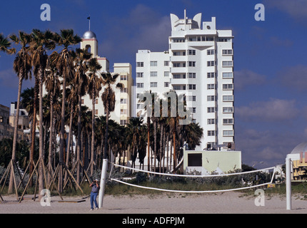 Hotels Delano und Sagamore gesehen direkt am Strand von Miami Beach Florida USA Stockfoto