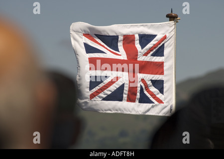 Britischen Union Jack Flagge auf einem See-Kreuzfahrt, Lake Windermere UK. Stockfoto