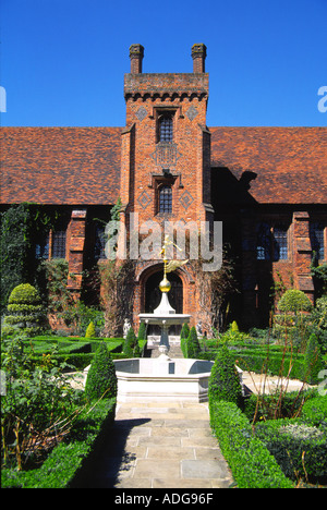 Altes Schloss Ostseite - Hatfield House - Hertfordshire Stockfoto