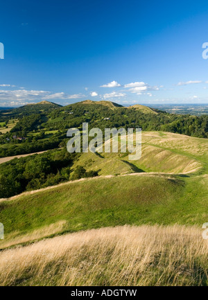 Die Malvern Hills aus Eisen Alter Wallburg auf Herefordshire Beacon Herefordshire Worcestershire Boarder England Stockfoto