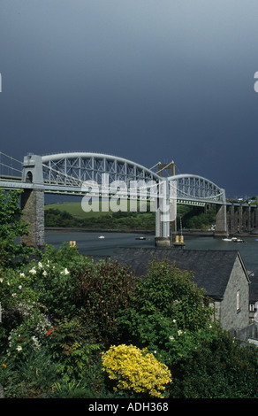 Royal Albert oder Brunel Bridge im Jahr 1859 von Isambard Kingdom Brunel erbaute erstreckt sich über den Fluss Tamar zwischen Saltash und Plymouth Stockfoto