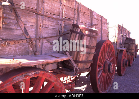 Death Valley Nationalpark, Kalifornien, CA, USA - 20 Mule Team Wagen aus dem Jahr 1880 bei Harmony Borax Works, in der Nähe von Furnace Creek Stockfoto