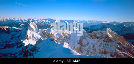 In der Schweizer Region Appenzell Aussicht vom Gipfel des Berges Säntis-Panorama-Bild Stockfoto