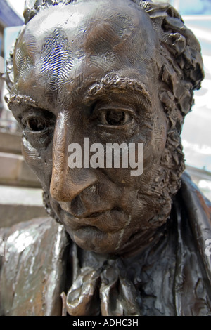 Bronzestatue des politischen Reformer Thomas Attwood in Birmingham, England Stockfoto