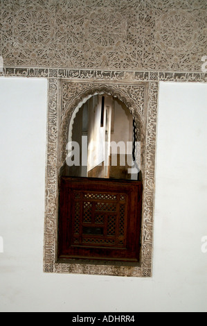 Galerie von Ben Youssef Medersa koranische Schule Maghreb Marrakesch Marokko Stockfoto