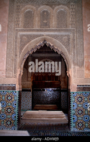 Kunstvollen Stuckarbeiten in Saadian Dynastie Gräber Maghreb Marrakesch Marokko Stockfoto