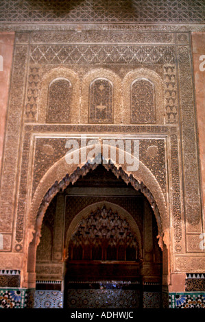 Kunstvollen Stuckarbeiten in Saadian Dynastie Gräber Maghreb Marrakesch Marokko Stockfoto