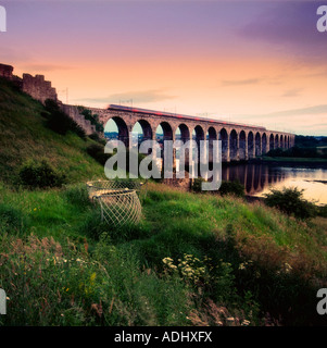 Die Royal Border Eisenbahnviadukt in Berwick upon Tweed Stockfoto