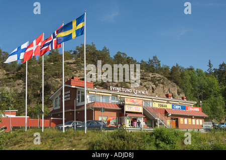 Die Svinesund Einkaufszentrum an der Grenze zwischen Norwegen und Schweden Stockfoto