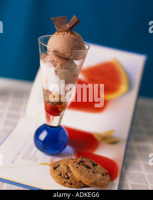 Dessert chocolate Chip Cookie und Schokolade Eis Stockfoto