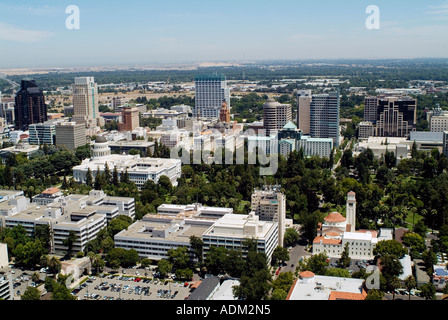 Luftaufnahme über Sacramento Kalifornien Skyline am Kapitol in Richtung Norden Stockfoto