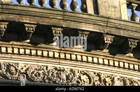 Architekturdetail, Gebälk von Picton Reading Room Liverpool UK Stockfoto