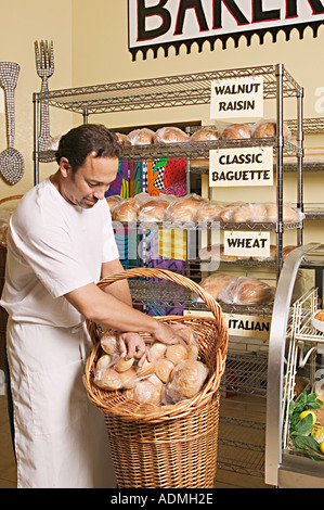 Mann in der Bäckerei Brot, Strumpf Porträt. Stockfoto
