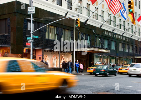 Bloomingdale's Store. Manhattan, Lexington Avenue und 60 Street. New York City. USA, Mai 2006 Stockfoto