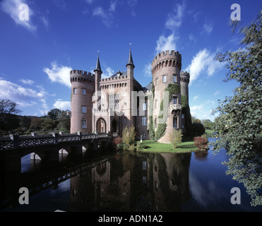 Moyland, Schloßpark, Blick von Südosten Auf Das Schloß Stockfoto