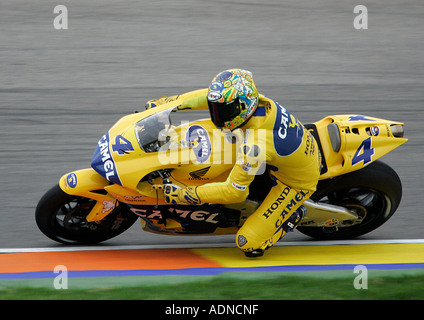 Alex Barros Reiten für Camel Honda Team im Jahr 2005 Moto GP Weltmeisterschaft in Valencia Stockfoto