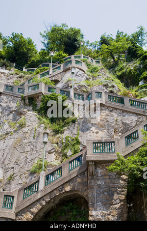 Treppen steigen auf den Grazer Schlossberg Stockfoto