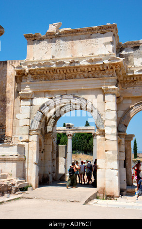 Tor der Mazeus in Ephesus in der Türkei Stockfoto